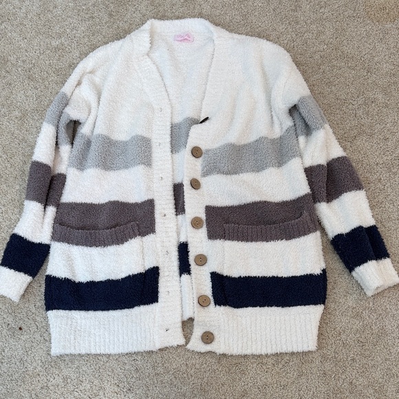 Pink Lily Small Tops Lot - Picture 3 of 5